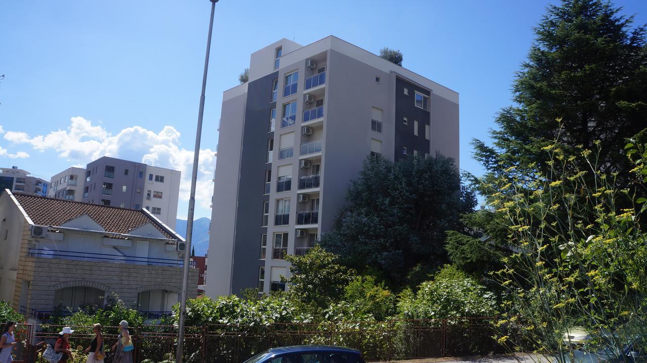 Apartments Lora Bokeljske Brigade Budva Exteriér fotografie